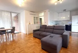 Zagreb, Podsused - dvosoban stan s vrtom i parkingom, Zagreb, Appartement