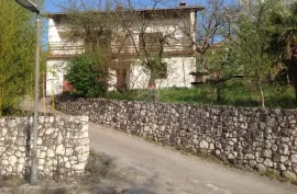 Istra, Buzet kuća sa dvorištem, Buzet, Maison