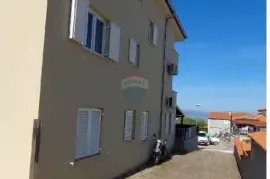 OTOK KRK,MALINSKA-prekrasan dvoetažni stan, Malinska-Dubašnica, Stan