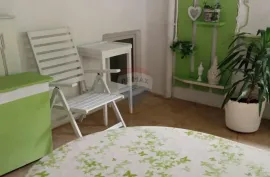 Istra, Pula stan u predivnoj venecijanskoj vili, Pula, Appartment