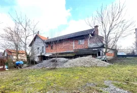 Zagreb, Borčec - šesterosobna kuća s velikom okućnicom, Zagreb, Ev