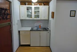 OPATIJA - POBRI - garsonjera od 18 m2, Opatija - Okolica, Daire