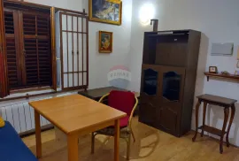 OPATIJA - POBRI - garsonjera od 18 m2, Opatija - Okolica, Appartamento