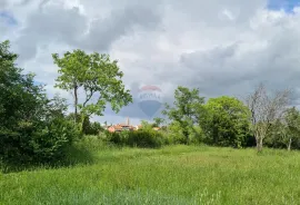 Kaštelir: Lijepo građevinsko zemljište na brijegu s pogledom na more, Kaštelir-Labinci, Tierra