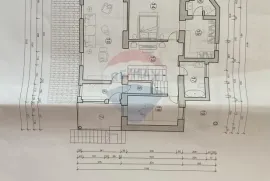 Opatija - samostojeća villa 294 m2 s okućnicom 860 m2, Opatija - Okolica, Famiglia