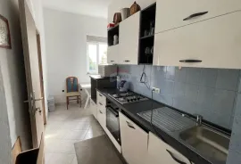 MATULJI- Rukavac, stan u centru, Matulji, Apartamento