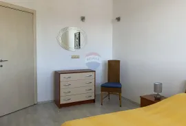 Rijeka, Rešetari, villa, 400 m2, 3 stana, Rijeka, Famiglia