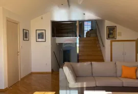 Rijeka, Rešetari, villa, 400 m2, 3 stana, Rijeka, Famiglia