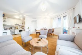 Zagreb, Borovje, predivan četverosobni stan 80 m2 + GPM, Zagreb, Stan