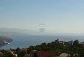 OPATIJA, MATULJI - kuća i zemljište iznad Opatije, prekrasan pogled!, Matulji, Famiglia