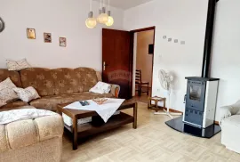 Lonjica, Imanje | Predivno odmah useljivo imanje s kućom i 2.9ha zemlje, Vrbovec, Maison