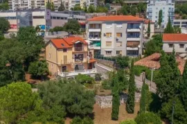 Atraktivna samostojeća villa sa očaravajućim pogledom na more, Rijeka, Casa