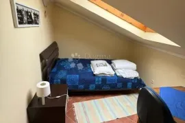 Atraktivna samostojeća villa sa očaravajućim pogledom na more, Rijeka, Casa