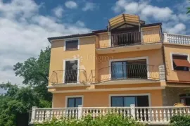 Atraktivna samostojeća villa sa očaravajućim pogledom na more, Rijeka, Casa