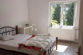 Prekrasna kuća u srcu Gorskog kotara – Moravice, uz rijeku Dobru!, Vrbovsko, House