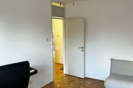 JARUN, komforan i prostran stan 79m² 200m od jezera, Zagreb, Daire