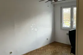 JARUN, komforan i prostran stan 79m² 200m od jezera, Zagreb, Daire