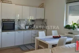 Pula, Appartement