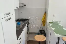 Donja Dubrava, DONJA DUBRAVA, četverosoban stan u prizemlju, 93 m2, Wohnung