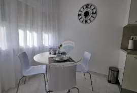 Opatija, Volosko, Stan 2S+DB, površine 68m2, novoadaptiran, Opatija, Appartamento