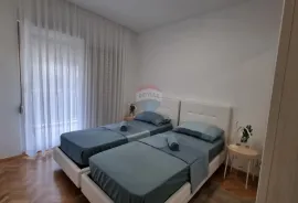 Opatija, Volosko, Stan 2S+DB, površine 68m2, novoadaptiran, Opatija, Appartamento