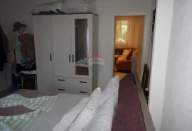 Apartmanska kuća u blizini Novigrada, Novigrad, بيت