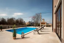 OTOK KRK,MALINSKA-villa sa bazenom, Malinska-Dubašnica, Дом