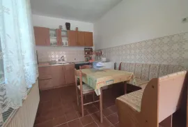 Ogulin, kuća sa okućnicom u prirodi, Ogulin, Haus