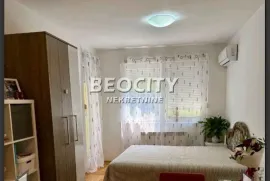 Novi Sad, Grbavica, Bulevar cara Lazara, 1.5, 37m2 Pet friendly, Novi Sad - grad, Kвартира