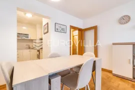 Zagreb, Trnje, funkciolnalan dvosoban stan s loggiom, NKP 50,95 m2, Zagreb, Appartamento