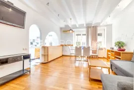 Zagreb, Petrova ulica, funkcionalan četverosoban stan 75 m2, Zagreb, Appartment