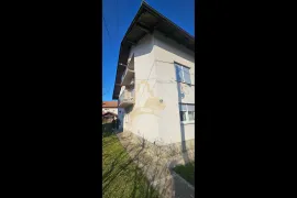 Prilika! Kuća sa dva stana i pomoćnim zgradama, Novaki - REZERVIRANO, Sveta Nedelja, Maison