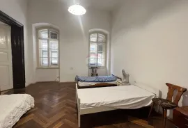 Pula, Monte Zaro - prostran stan i studio apartman, Pula, Kвартира