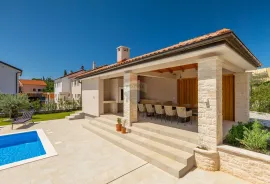 Rovinj 7km-savršena dizajnerska luksuzna vila na 1200m2 okućnice, Rovinj, Σπίτι