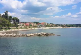 Umag - atraktivna parcela u Lovrečici 300 m od mora, Umag, Terrain