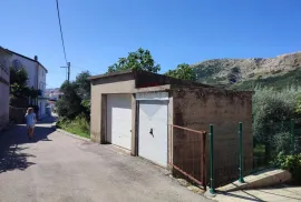 Draga Bašćanska - garaža 18m2, spremište 5 m2 i maslinik 120 m2, Baška, Garaj