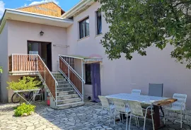 Crikvenica, Jadranovo, samostojeća kuća u blizini mora, Crikvenica, Famiglia