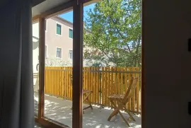 Istra,Pula centar, nova, luksuzna kuća s 3 apartmana, Pula, Ev