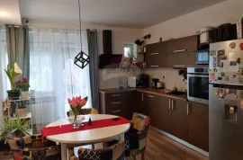 Velika Mlaka, kuća 270 m2, Velika Gorica - Okolica, Casa