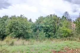 Istra, Žminj, Građevinsko zemljište na lijepoj lokaciji, površine 1953 m2, Žminj, Land