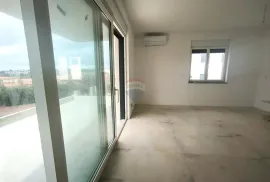 BANJOLE, luksuzni apartman s bazenom, pogled more, Medulin, Διαμέρισμα