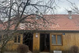 Gornja Dubrava, vikendica s dvije zasebne jedinice, Zagreb, Maison