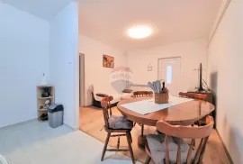 OPATIJA,MUČIĆI-  kompletno renoviran stan 2S+DB, 80 m2, Matulji, Διαμέρισμα