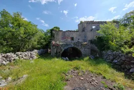 OTOK KRK, VRBNIK kamena kuća za adaptaciju sa vrtom, Vrbnik, Дом