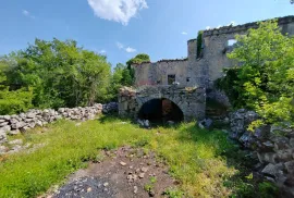 OTOK KRK, VRBNIK kamena kuća za adaptaciju sa vrtom, Vrbnik, Haus