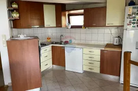 Rijeka, Viškovo, Marčelji, samostojeća kuća 250 m2, pogled na more, Viškovo, Famiglia