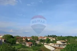 Istra, moderna vila s bazenom u manjem mjestu, Marčana, Kuća