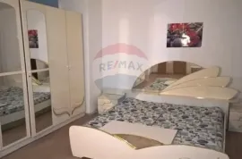 Rijeka, Pulac, dvojna kuća 270 m2 s dva stana, Rijeka, Σπίτι