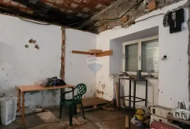 Rijeka, Čavle - Kuća sa 7 apartmana i 2 poslovna prostora, Čavle, Casa