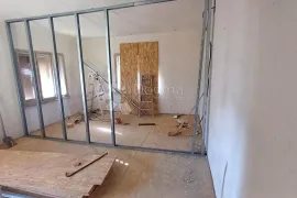 DJELOMIČNO ADAPTIRANA KUĆA-STANETINEC-90m², Štrigova, House